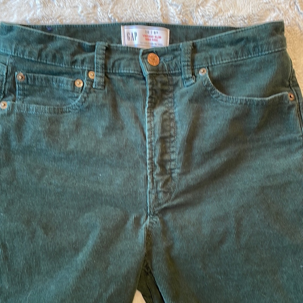 GAP vintage slim high rise 6S green cords